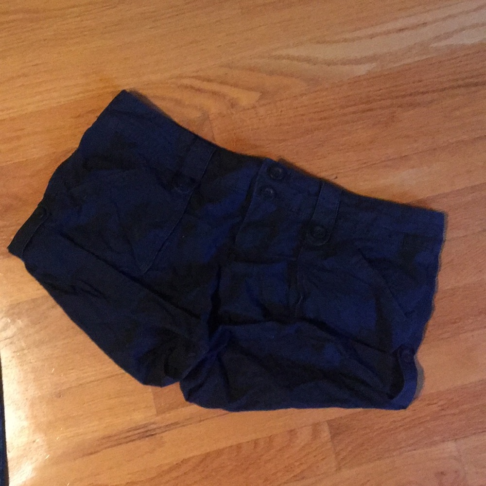 *Moving Sale Item!* 
Navy Blue AEO Shorts